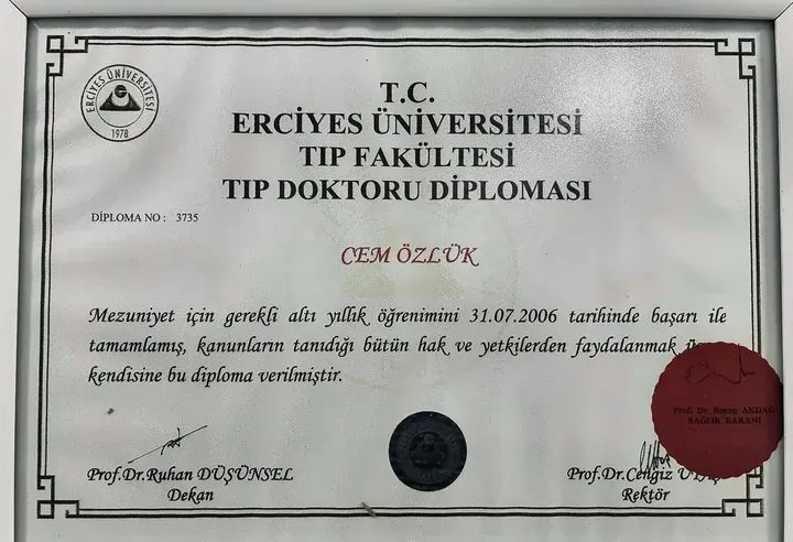 Tıp Doktoru Diploması